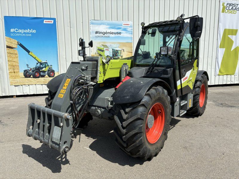 Claas SCORPION 742