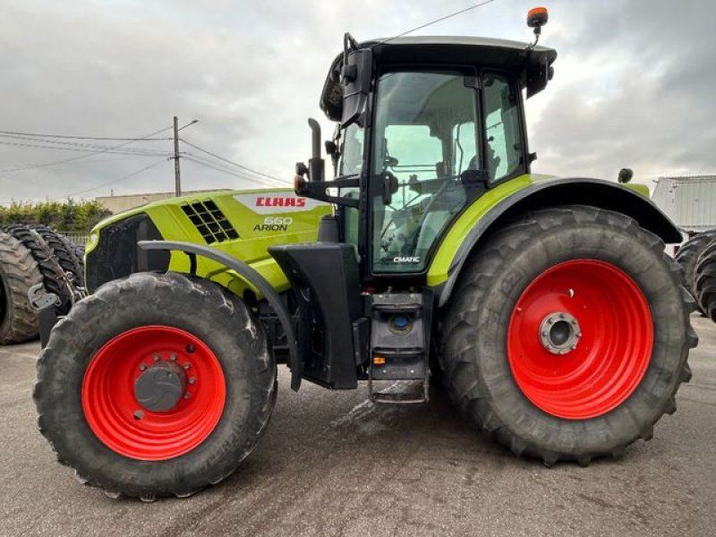 Claas ARION 660 CIS+