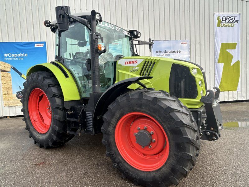 Claas ARION 440