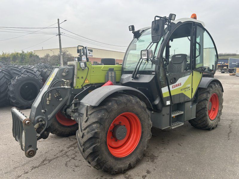 Claas SCORPION 736