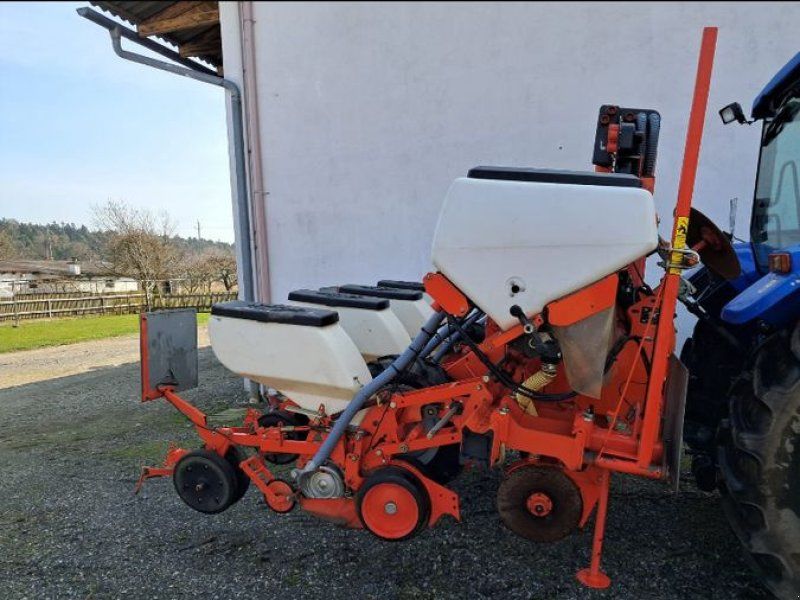 Kuhn PLANTER 3
