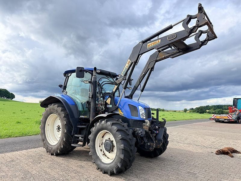 New Holland T6020 Elite