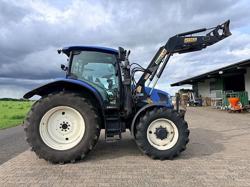 New Holland T6020 Elite