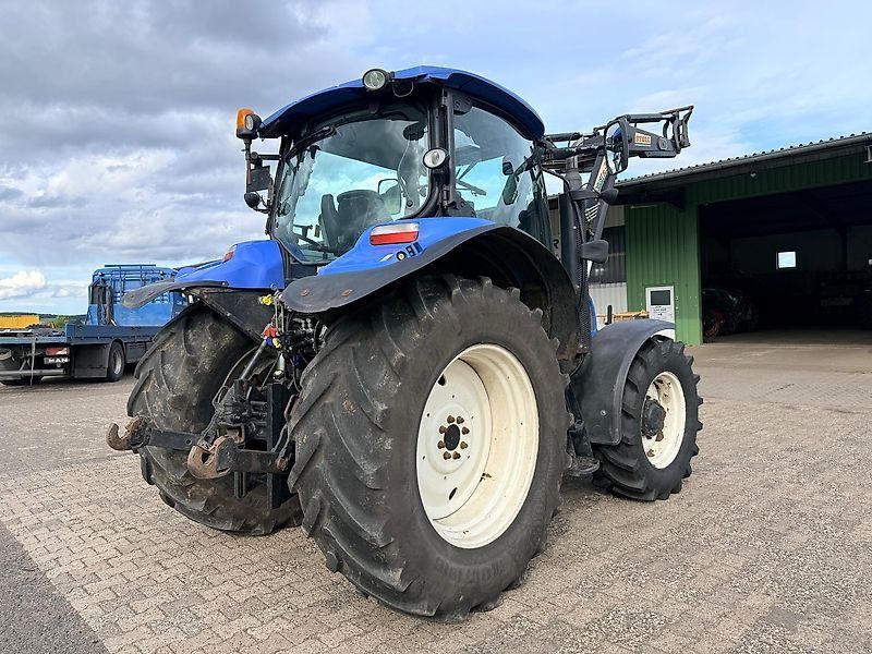 New Holland T6020 Elite
