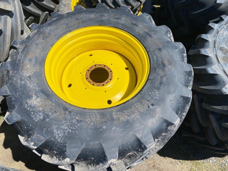 Michelin 650/75R38 MachXBib