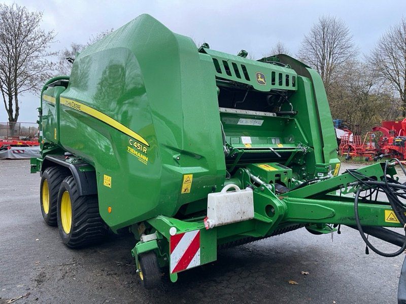 John Deere C451R