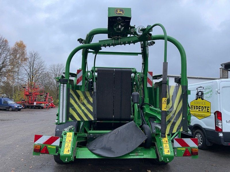 John Deere C451R