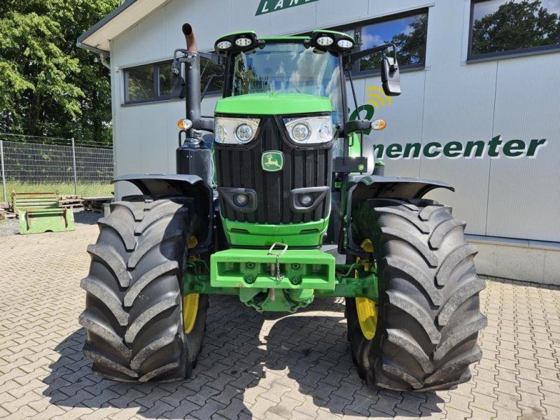 John Deere 6195M