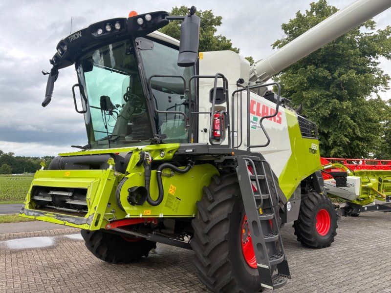 Claas Trion 650