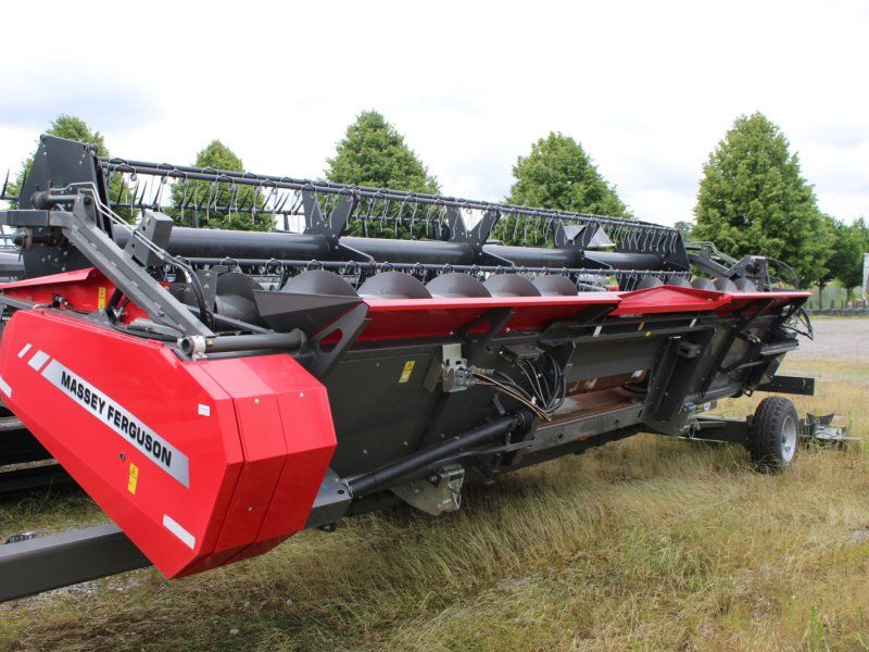 Massey Ferguson PowerFlow 6,8m + SWW Ziegler