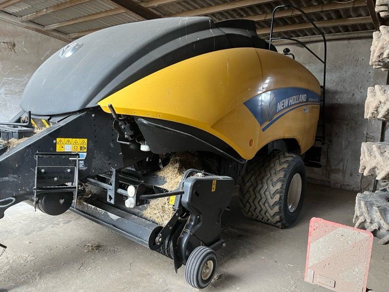 New Holland BB 1270