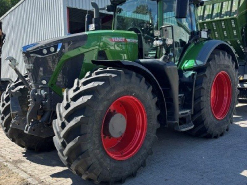 Fendt 942 Vario Gen7 Profi+