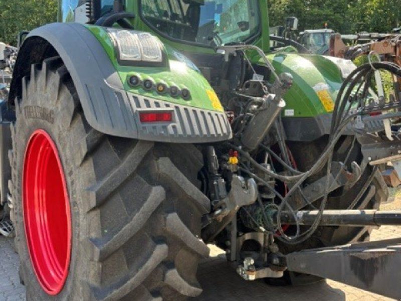 Fendt 942 Vario Gen7 Profi+