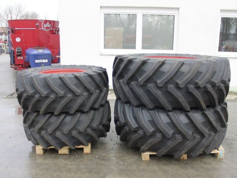 Trelleborg 540/65 R28 + 650/65 R38