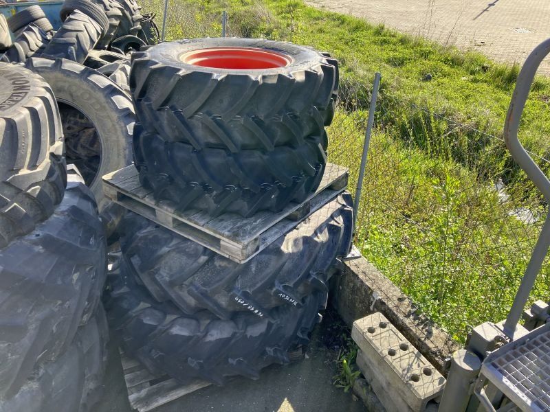 Claas KRS 380/85R24 460/85R34 MITAS