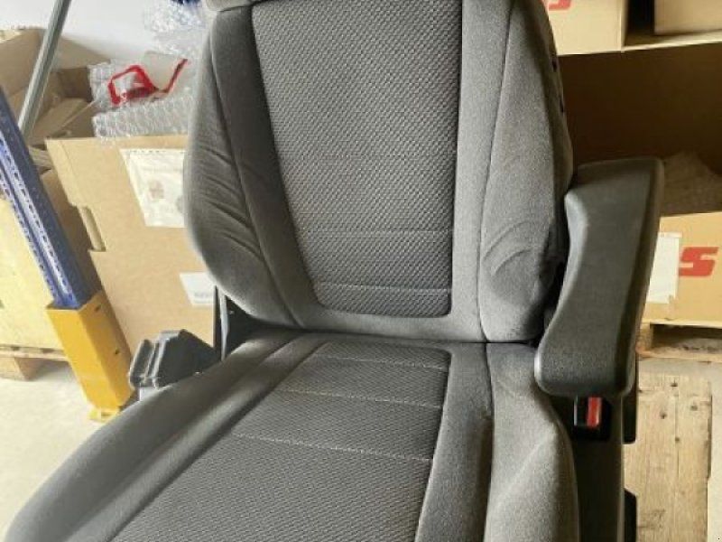 Claas 00 2995 051 0/Fahrersitz