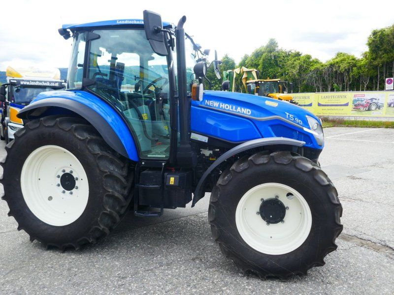 New Holland T5.90 Utility Dual Command