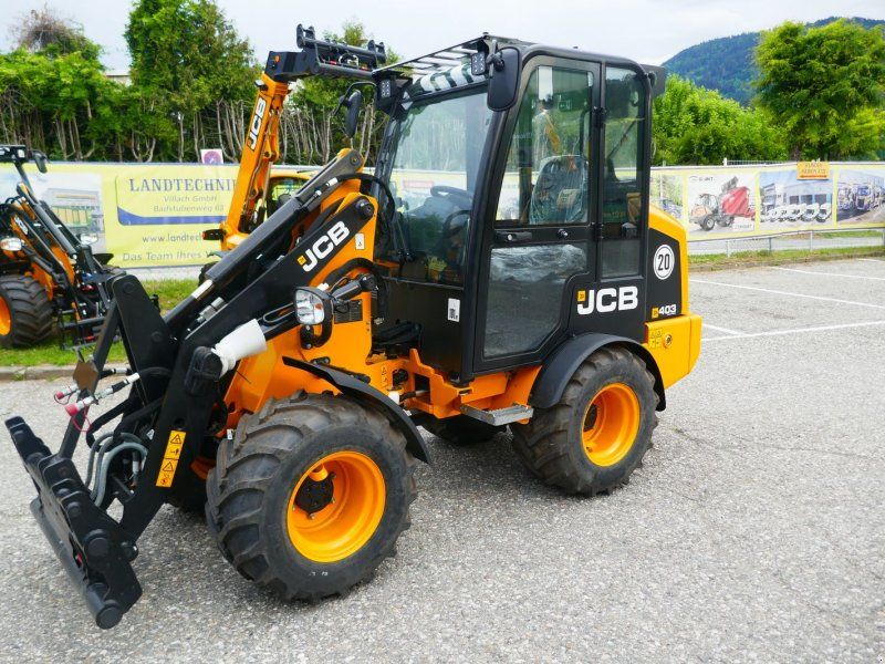 JCB 403 Agri
