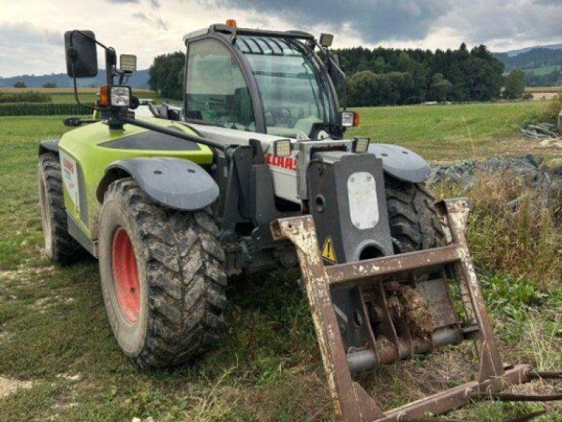 Claas Scorpion 9040