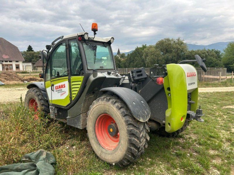 Claas Scorpion 9040