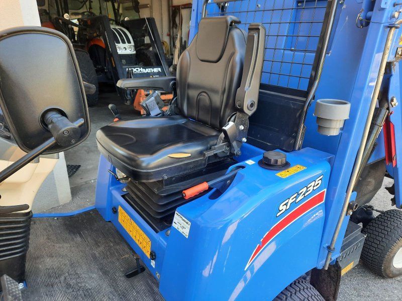 Iseki SF 235