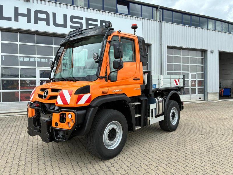 Mercedes Benz Unimog U 423 mit EAS