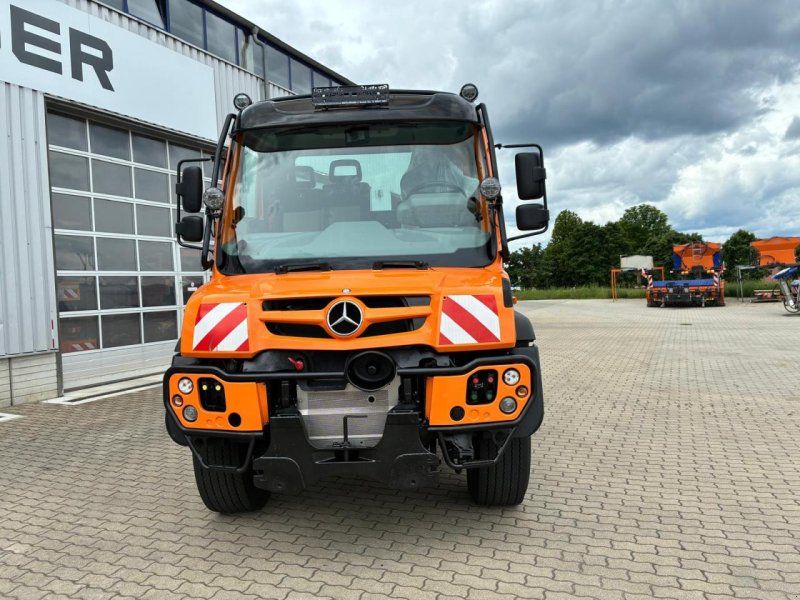Mercedes Benz Unimog U 423 mit EAS