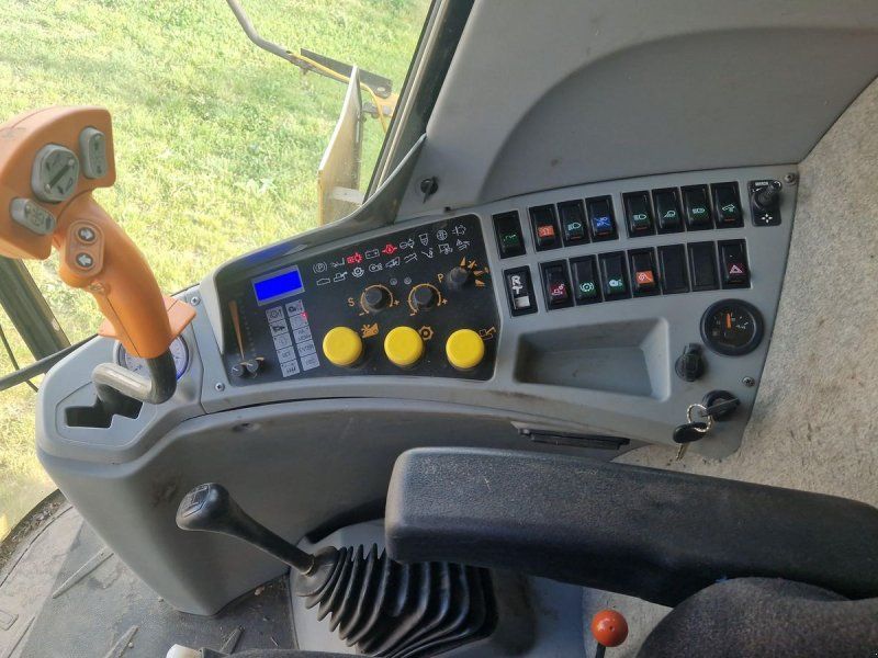 New Holland TC5060