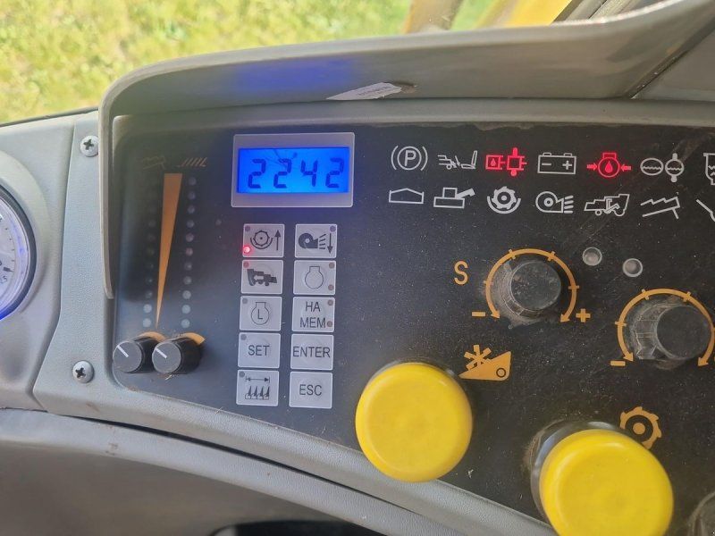 New Holland TC5060