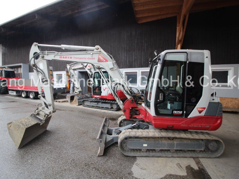 Takeuchi TB 250