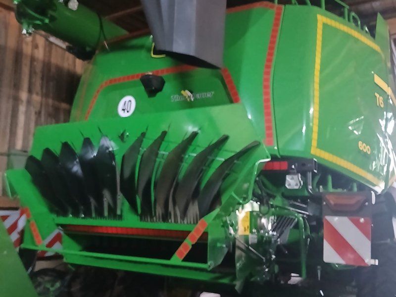 John Deere T6 600 Hillmaster