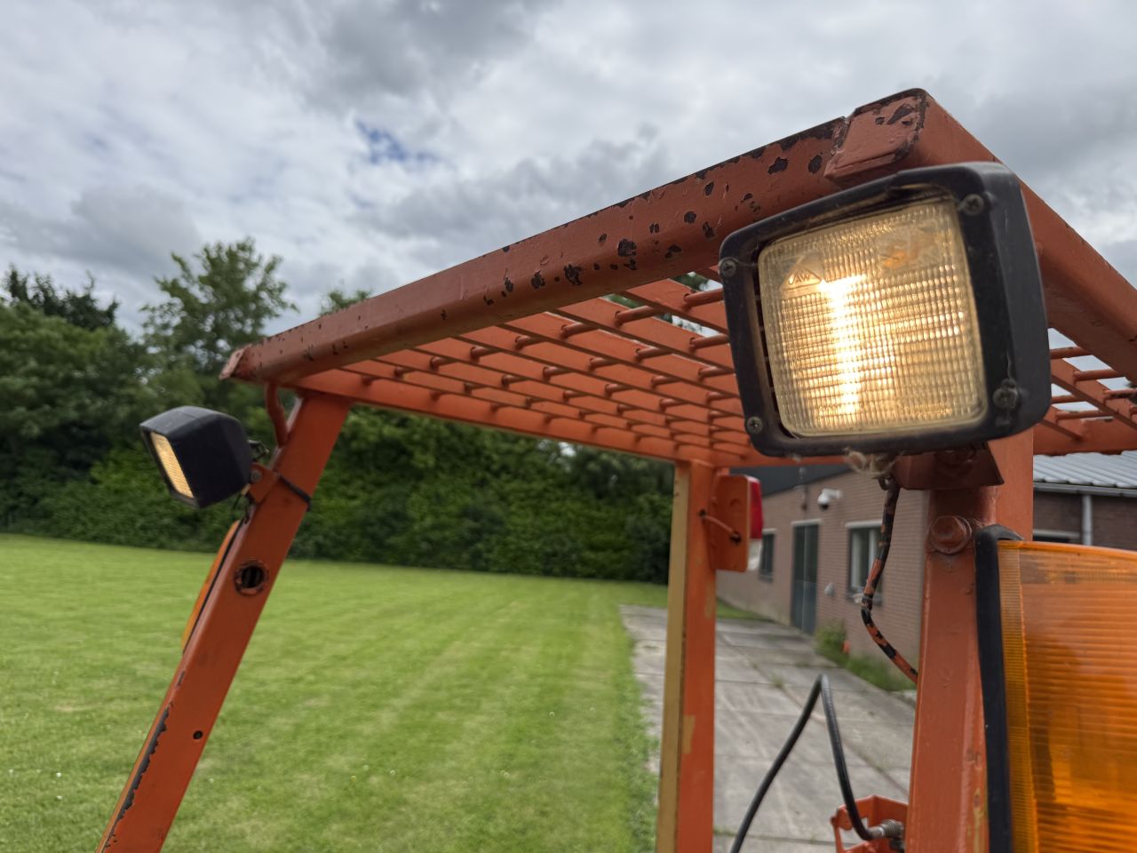 Toyota 1500KG lpg heftruck Freelift luchtbanden