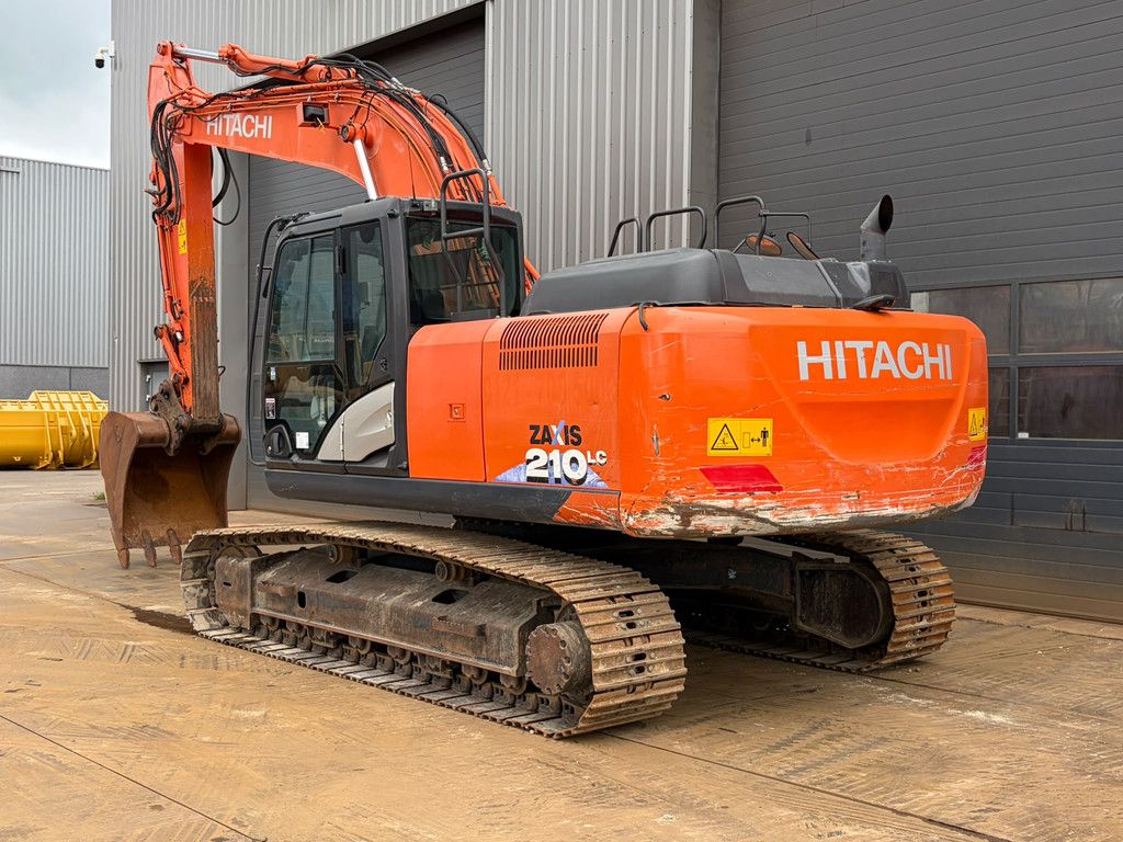 Hitachi ZX210LC-6