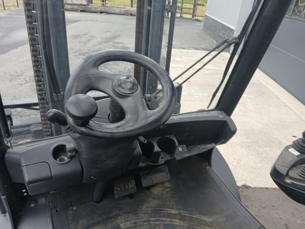 Linde H35D-01