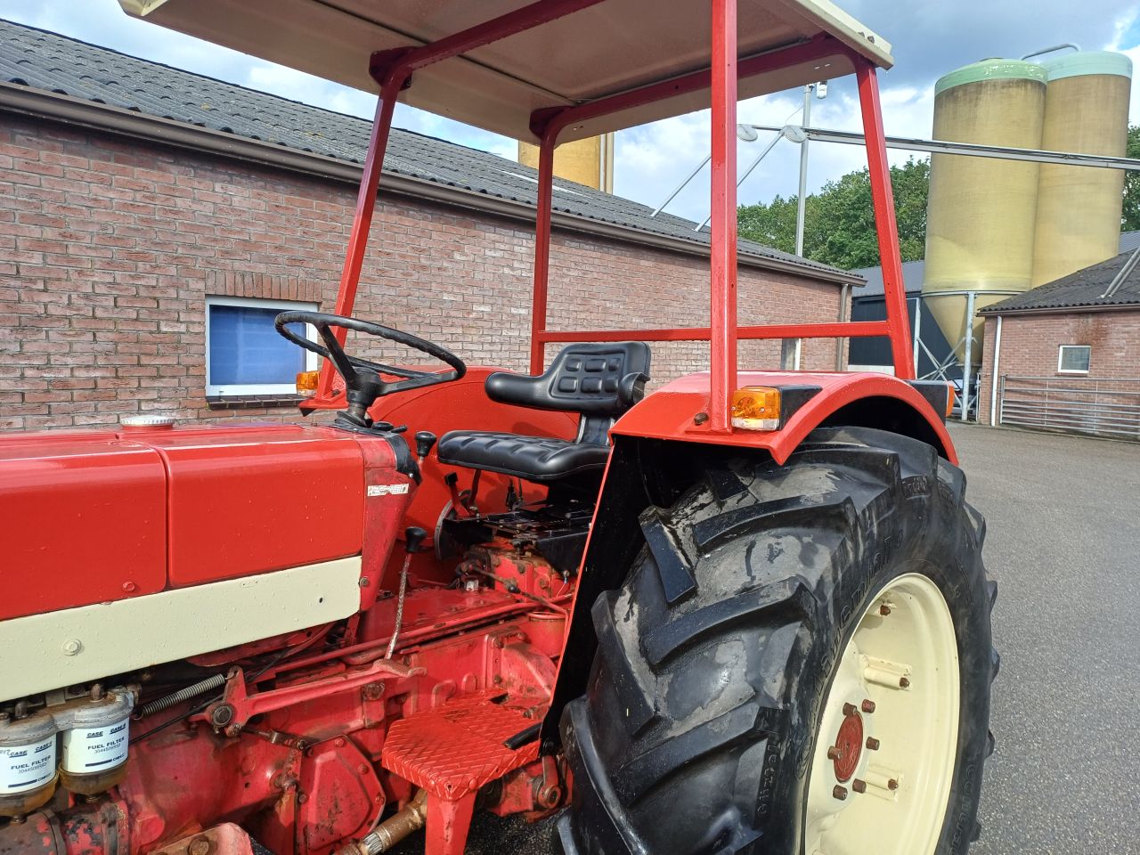 International 633 4X4