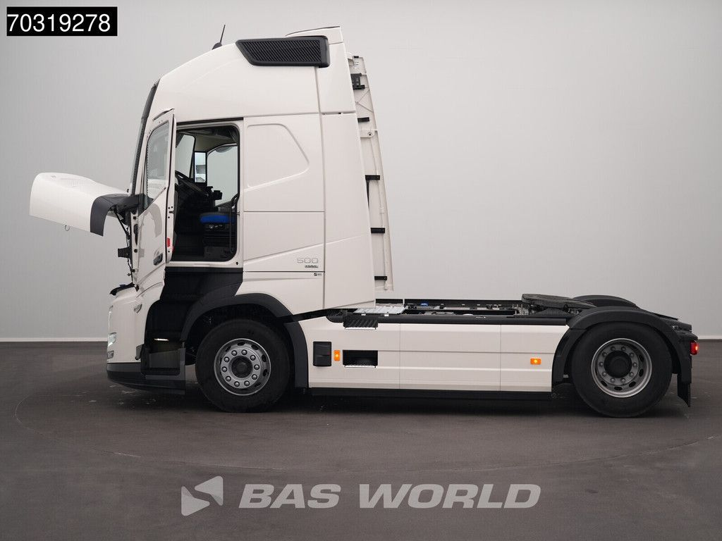 Volvo FH Aero 500 4X2 NEW! Globetrotter XL 2 tanks Mirrorcams ACC LED
