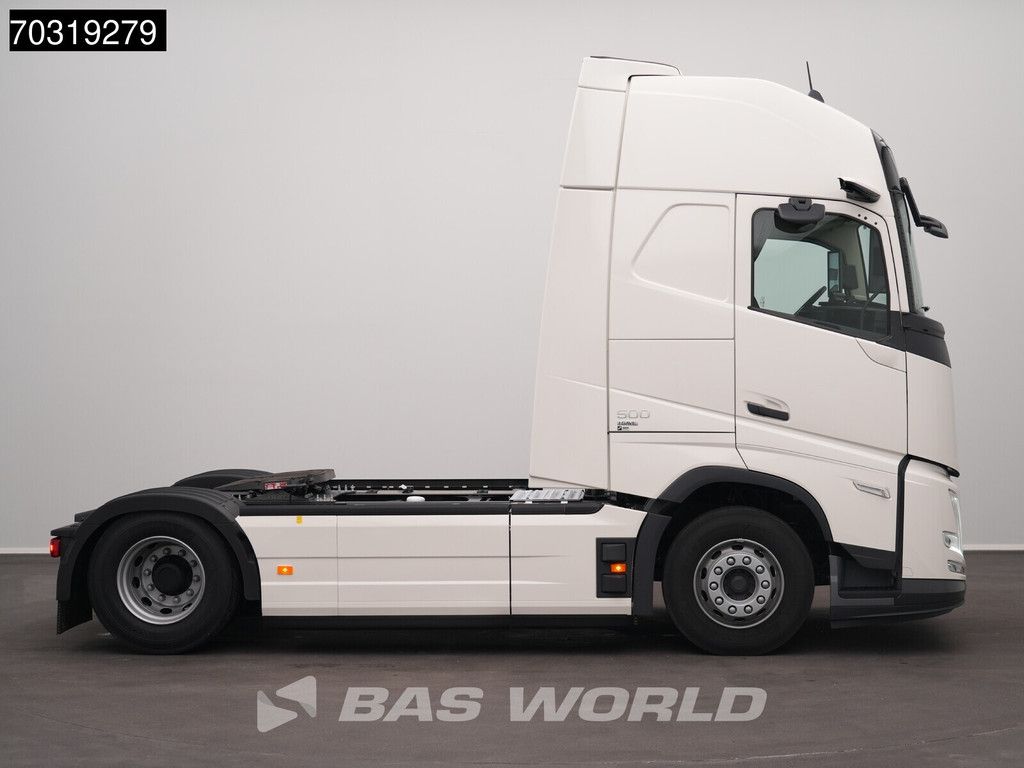 Volvo FH Aero 500 4X2 NEW! Globetrotter XL 2 tanks Mirrorcams ACC LED