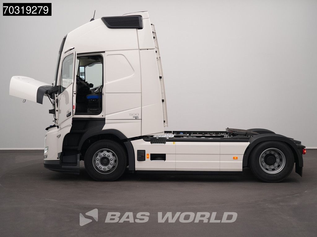 Volvo FH Aero 500 4X2 NEW! Globetrotter XL 2 tanks Mirrorcams ACC LED