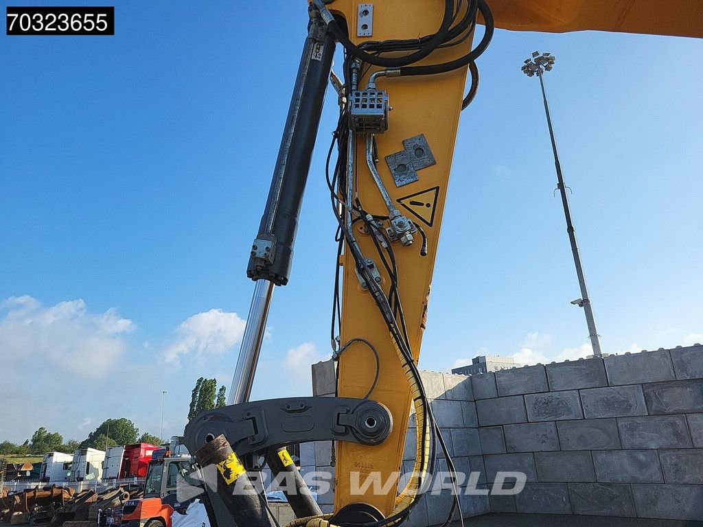 Liebherr R926 LC Engcon
