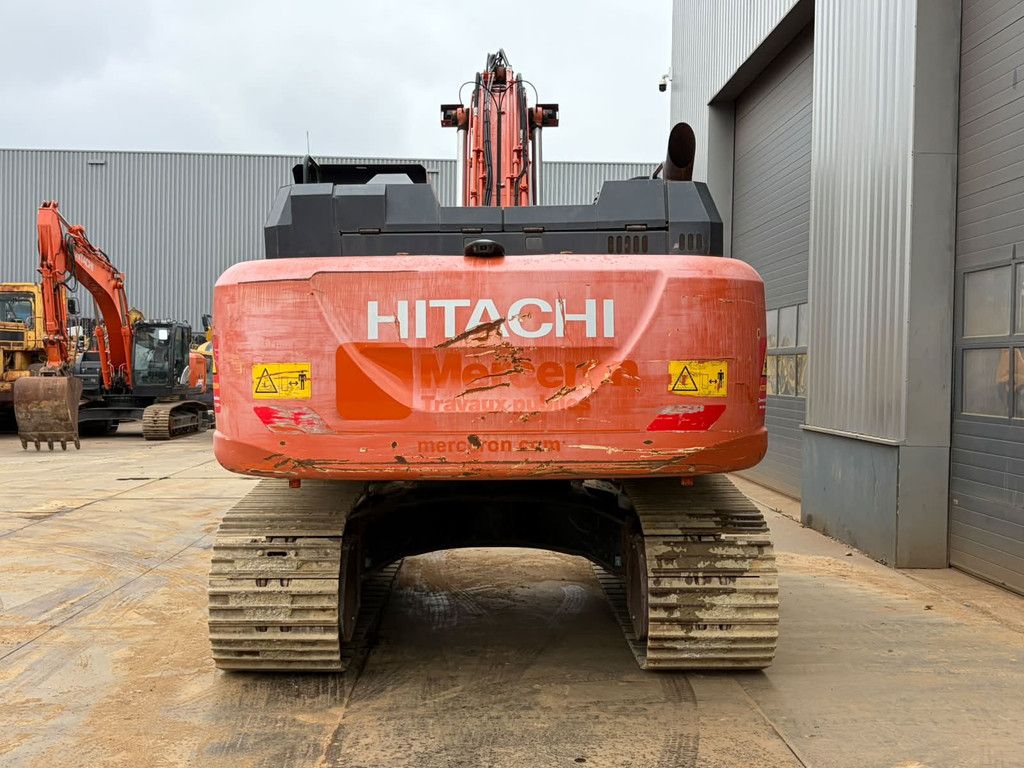 Hitachi ZX300LCN-6