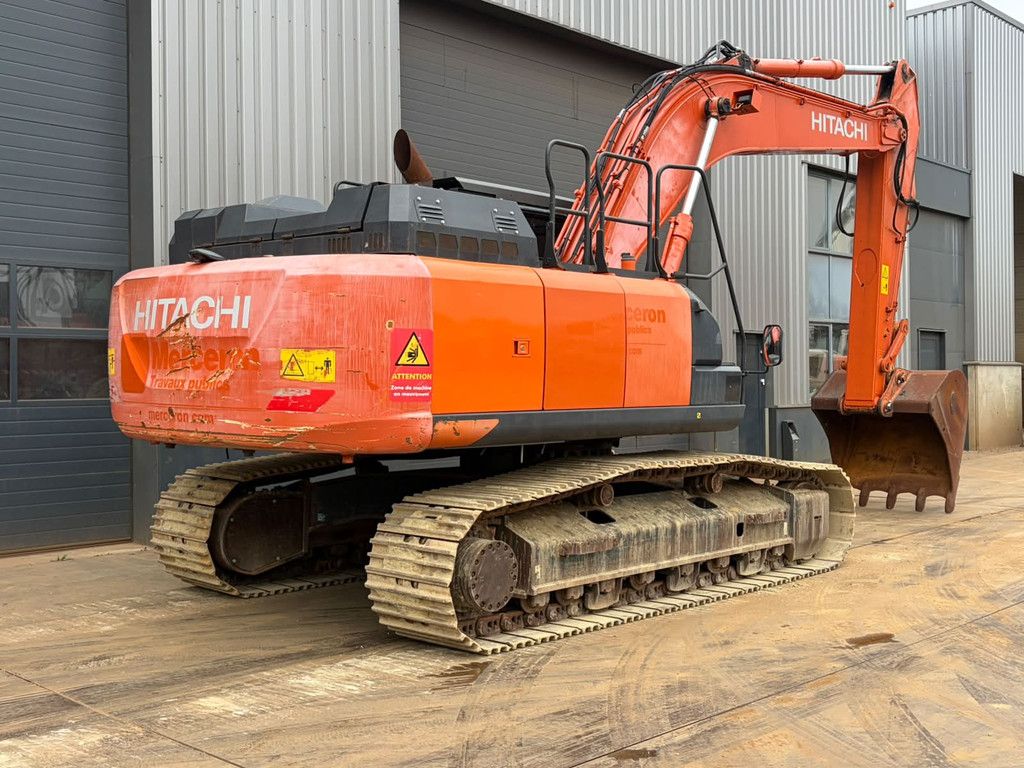 Hitachi ZX300LCN-6