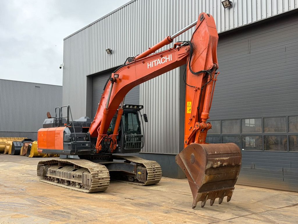 Hitachi ZX300LCN-6