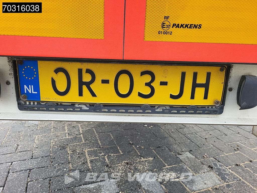 Kässbohrer 3 axles