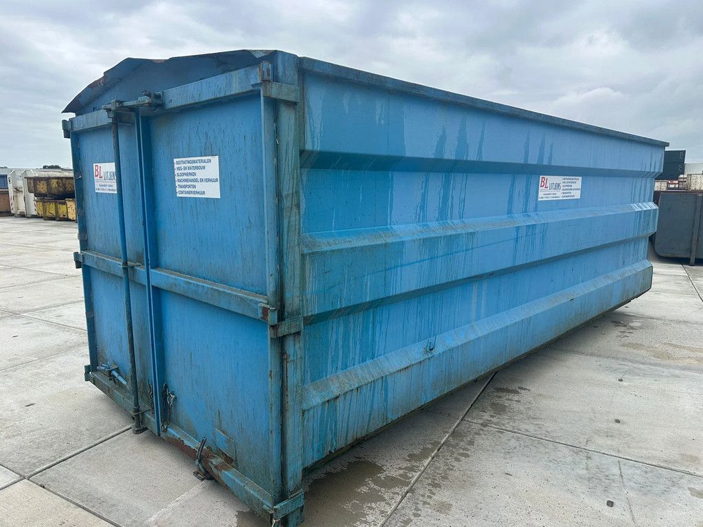 Schenk 30m3 opslag container 3 deurs 6 meter lang