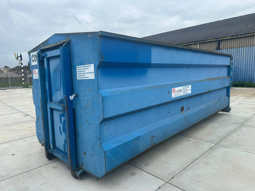 Schenk 30m3 opslag container 3 deurs 6 meter lang C09