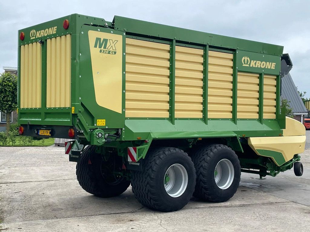 Krone MX 330 GL opraapwagen NIEUW STAAT 129 UUR!!