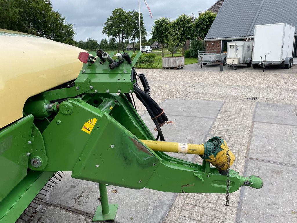 Krone MX 330 GL opraapwagen NIEUW STAAT 129 UUR!!