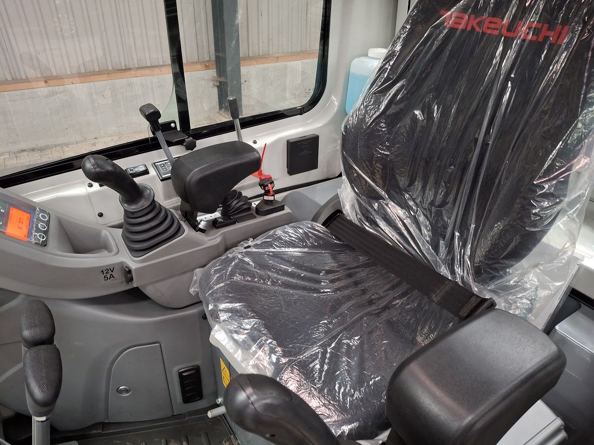 Takeuchi TB216, minigraver, minikraan, BJ2026, 2 stuks, Nieuw!