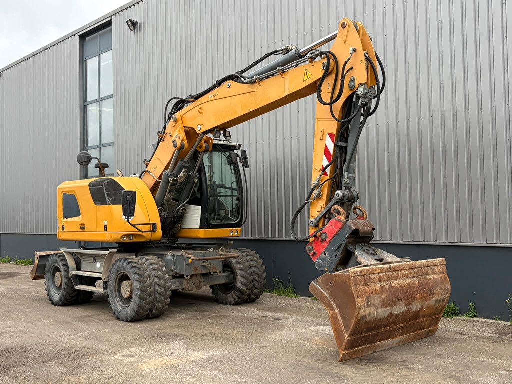 Liebherr A918 Compact Litronic