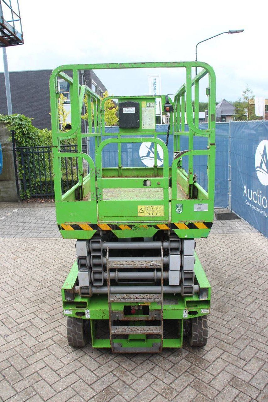 Fronteq FS0812E Electric Scissor Lift 460kg 9.9m 2020